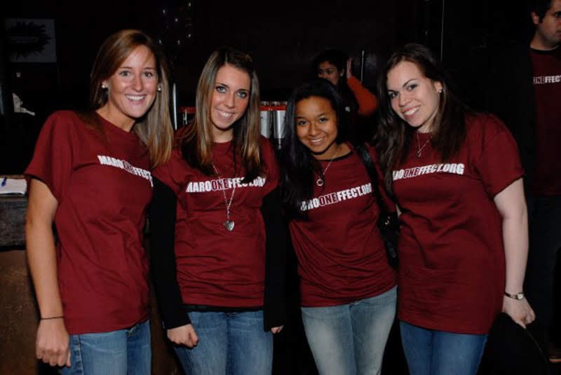 Manhattan Hokies volunteers and attendees at Maroon Effect