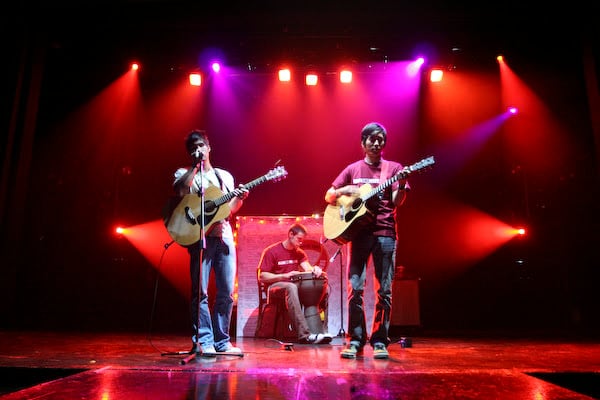 A performer during the Maroon Effect stage program
